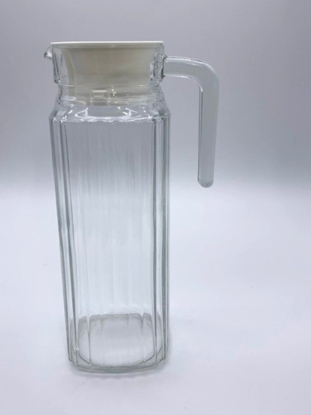 Vtg Arc France Ribbed Clear Glass Refrigerator Pitcher 1.5 qt Juice Handle 9.5"